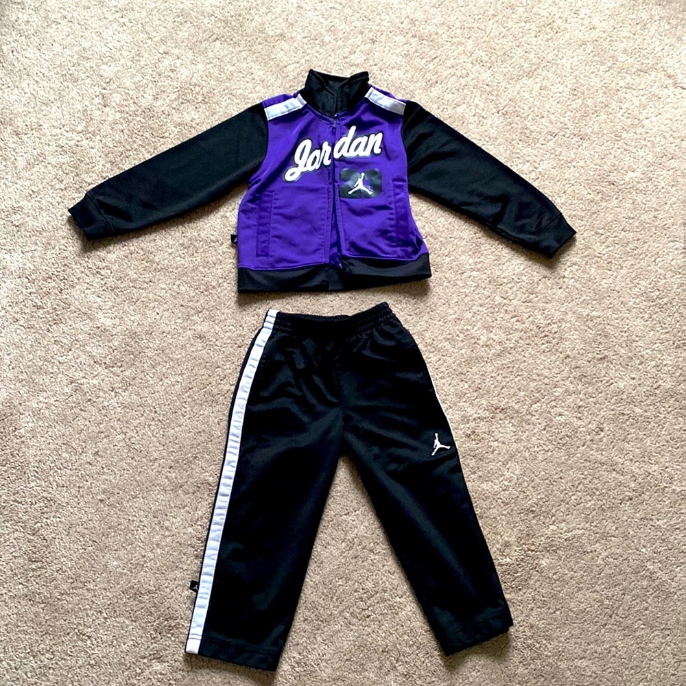 2T Jordan Track Suit
